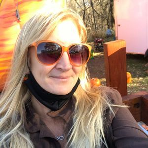 Meet your Posher, Michelle-shelley